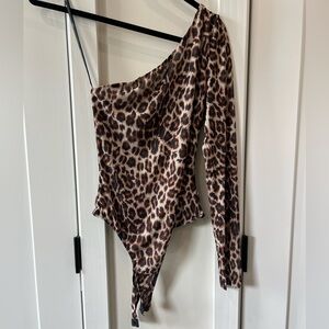 Lulus | Mesh Leopard One-Shoulder Bodysuit
